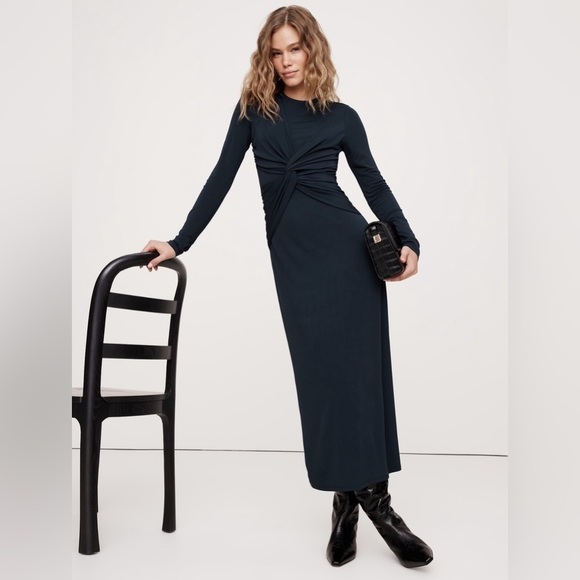 NWT! BANANA REPUBLIC WOMENS BLACK JERSEY KNIT TWIST-FRONT MAXI DRESS💫 - Picture 3 of 13